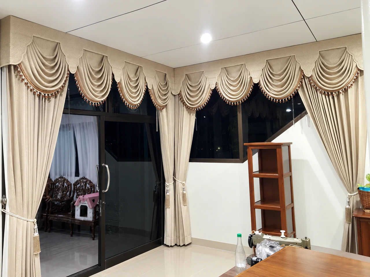 ตัวอย่างผ้าม่านจากเพจร้าน